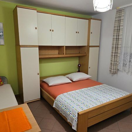 Apartments Mladenka Senj  Exterior photo